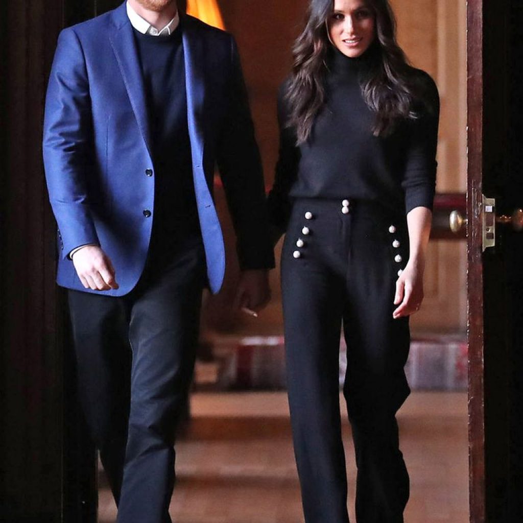 Meghan markle shop black turtleneck