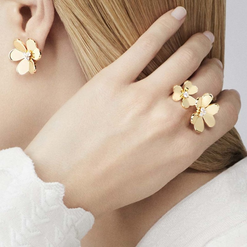 Van Cleef & Arpels Celebrates Spring with Additions to its Frivole