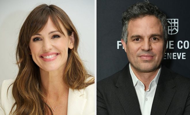 Jennifer Garner and Mark Ruffalo Reunite for ‘The Adam Project’ - FLAIR ...